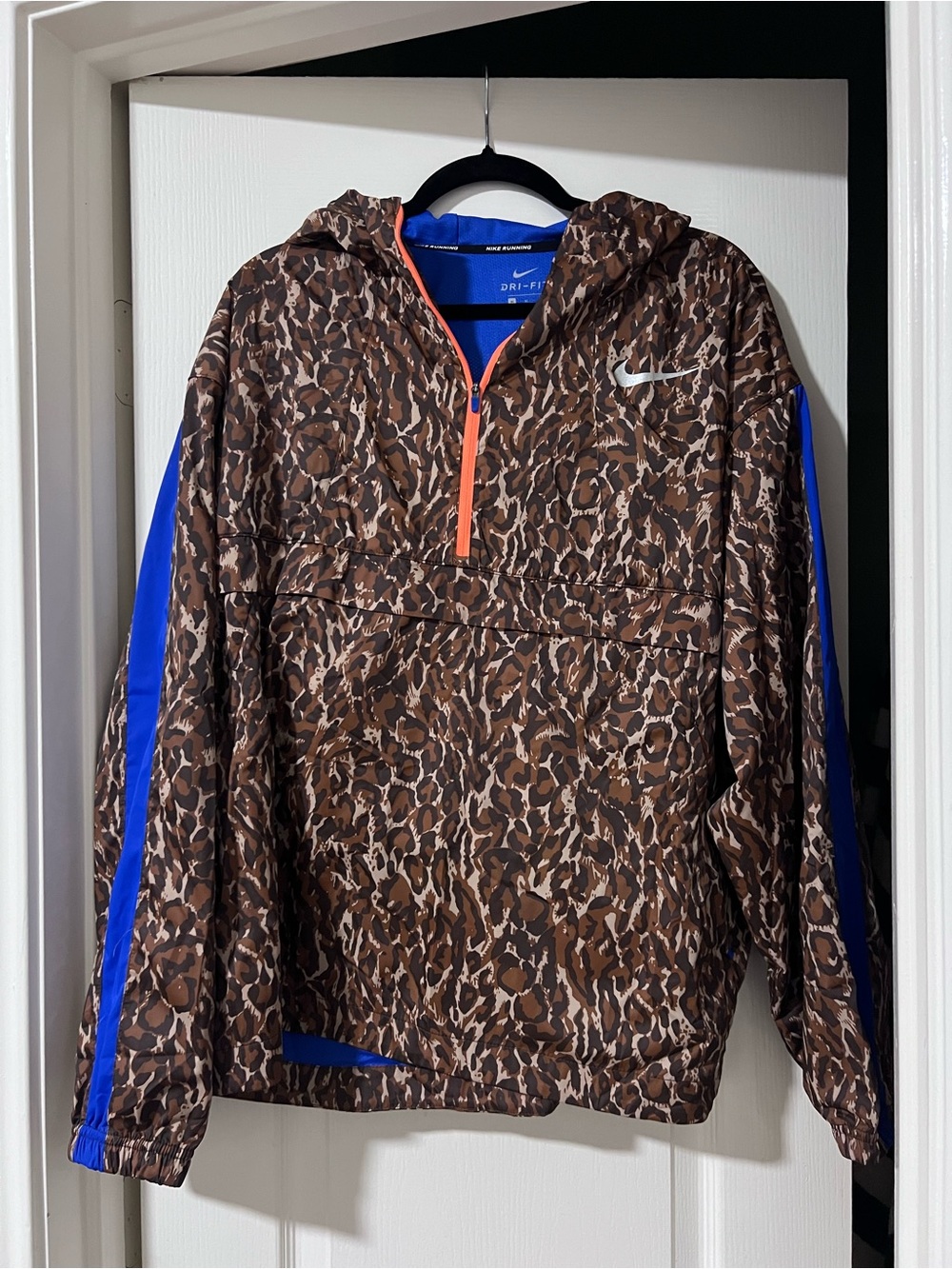 Nike Dri-FIT running Brown Camo Jacket with Blue Interior and Orange Trim medium